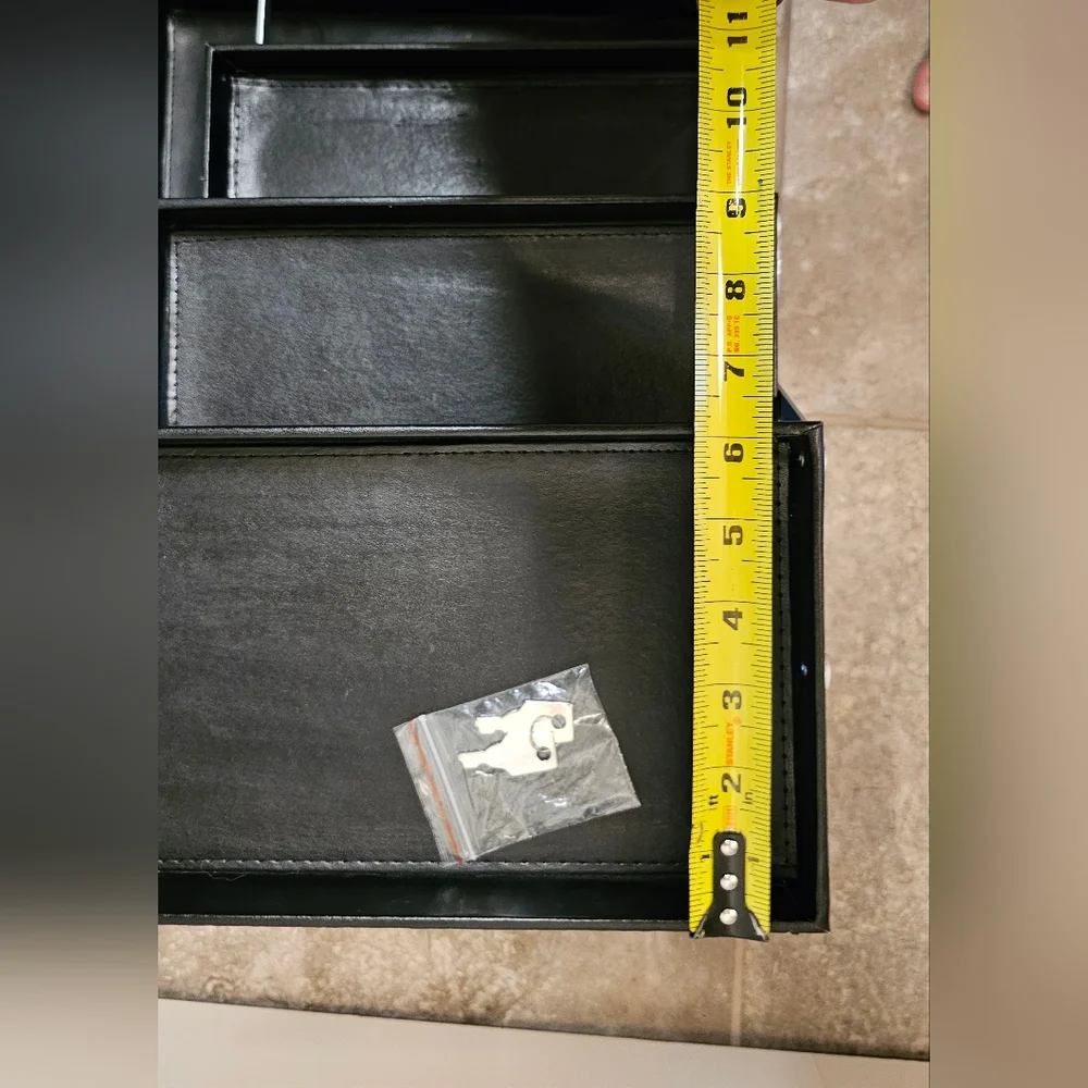 [Arbonne] Metal Makeup Case/Organizer